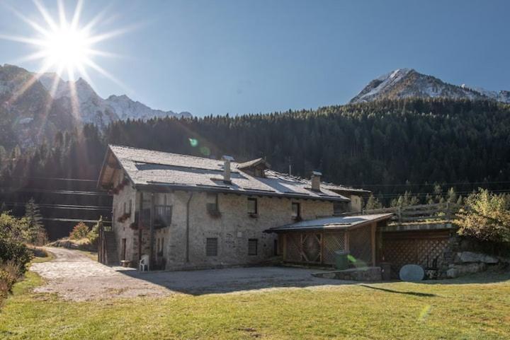 Vila Chalet Rustico Bertolini Per Gruppi! Vermiglio Exteriér fotografie